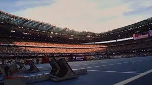 欧文快攻完成压哨上篮