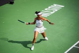 2016年4月：国民队布莱斯·哈珀单场被保送6次，平大联盟纪录。